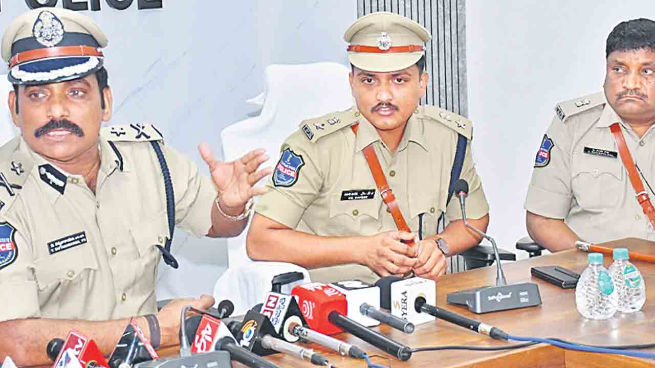 మాదక ద్రవ్యాలపై ఉక్కుపాదం మోపాలి