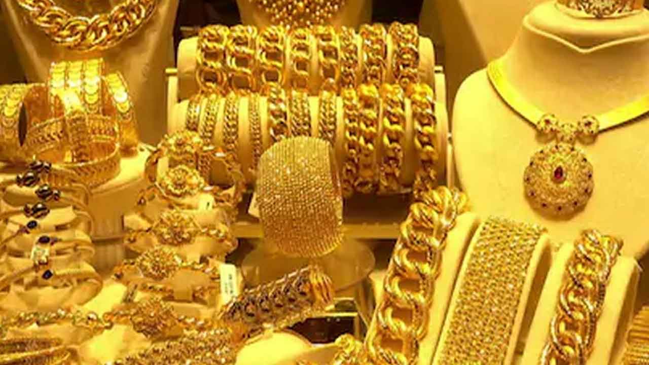 73 వేల దిశగా పసిడి