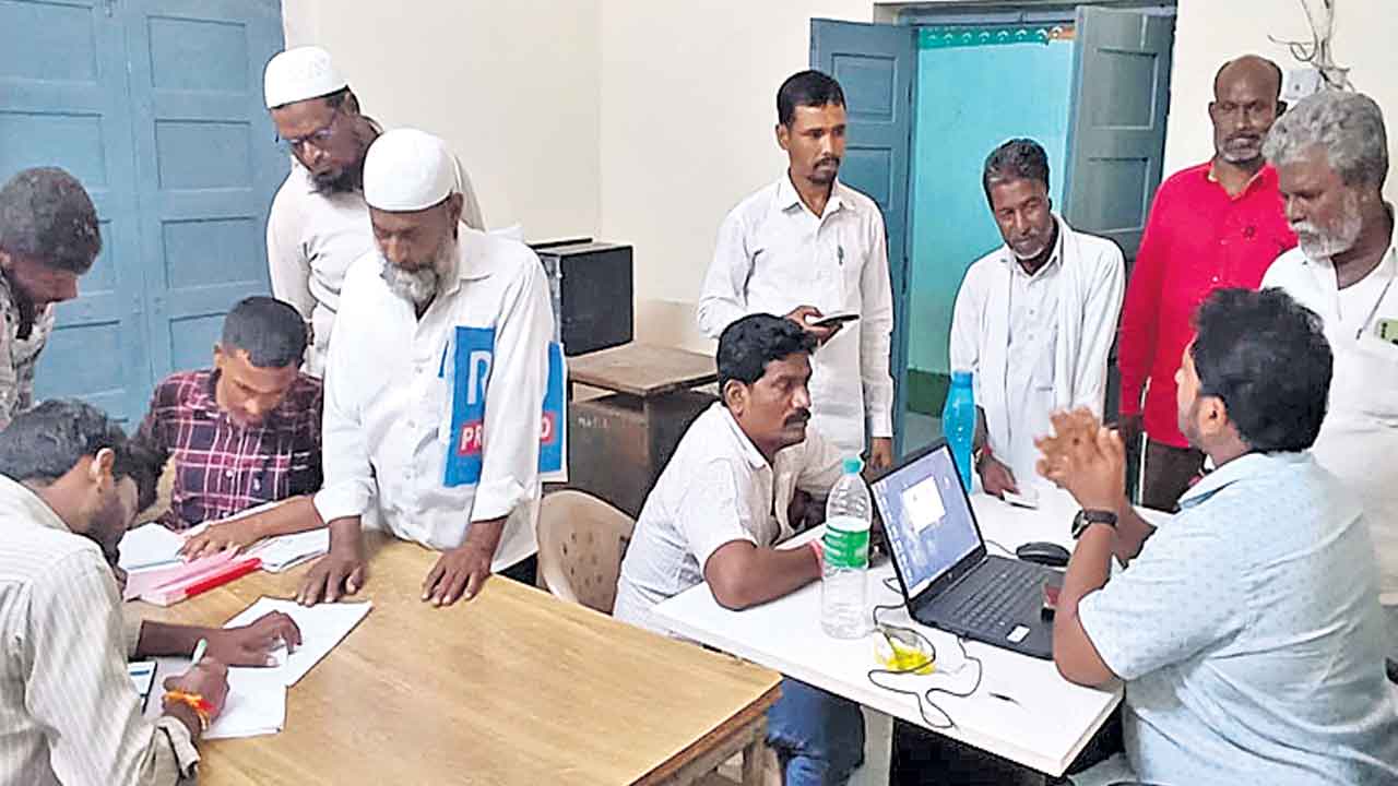 Kodangal | దేవుళ్ల మీద ఒట్టు.. కొడంగల్‌లో మాఫీ కనికట్టు