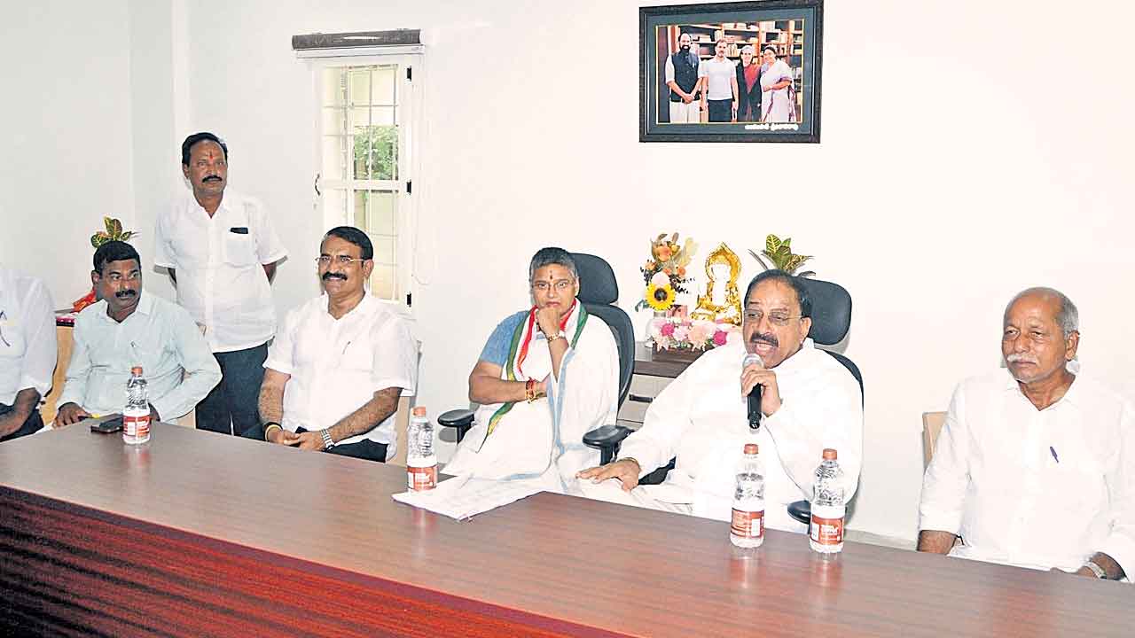 అర్హులందరికీ రుణమాఫీ