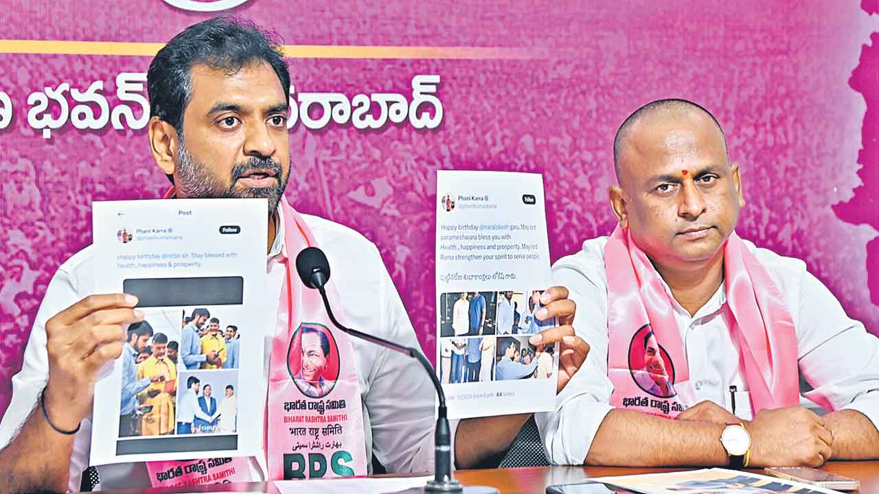 పాత గోడకు కొత్త సున్నం.. రేవంత్‌ విదేశీ పర్యటనపై బీఆర్‌ఎస్‌ నేత సెటైర్లు..