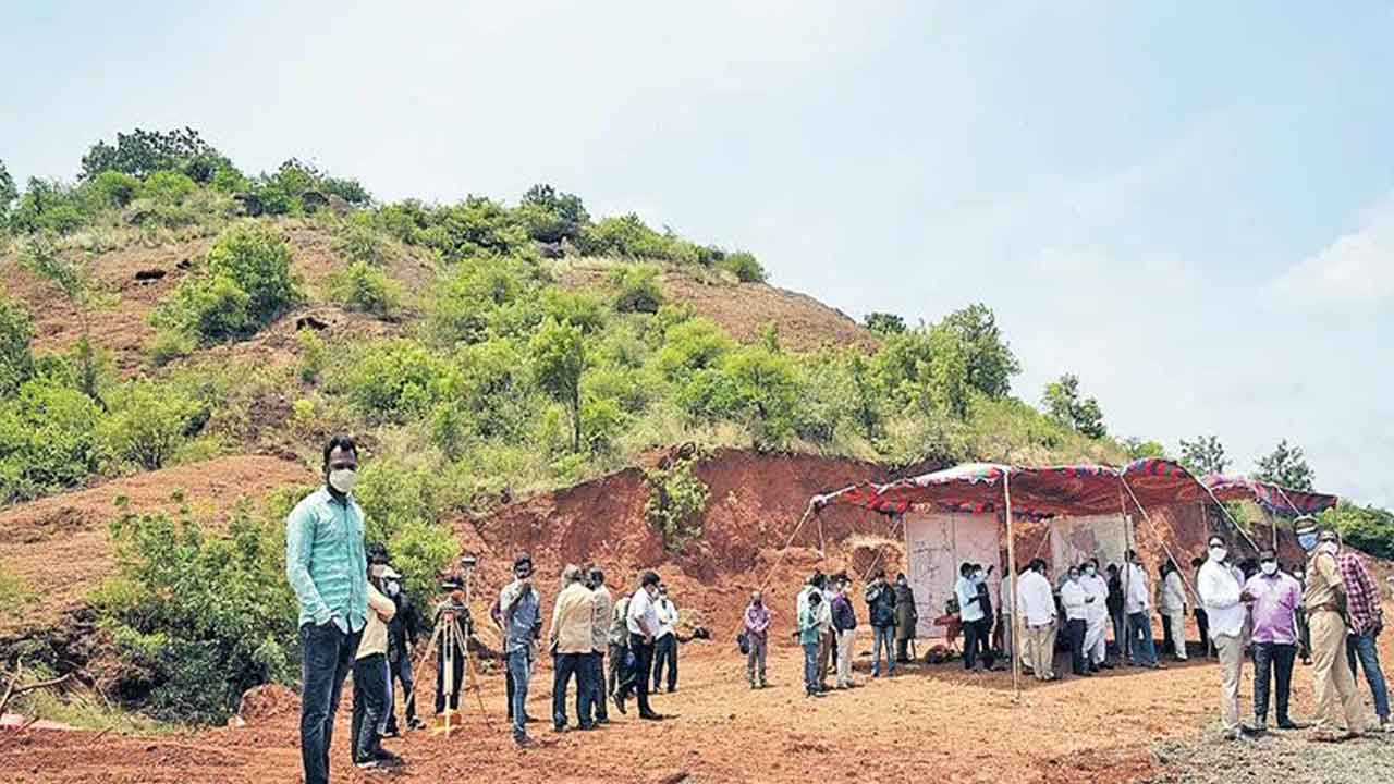 CM Revanth Reddy | 10 వేల కోట్ల ఎస్డీఎఫ్‌ పనులు రద్దుచేసిన రేవంత్‌ సర్కారు