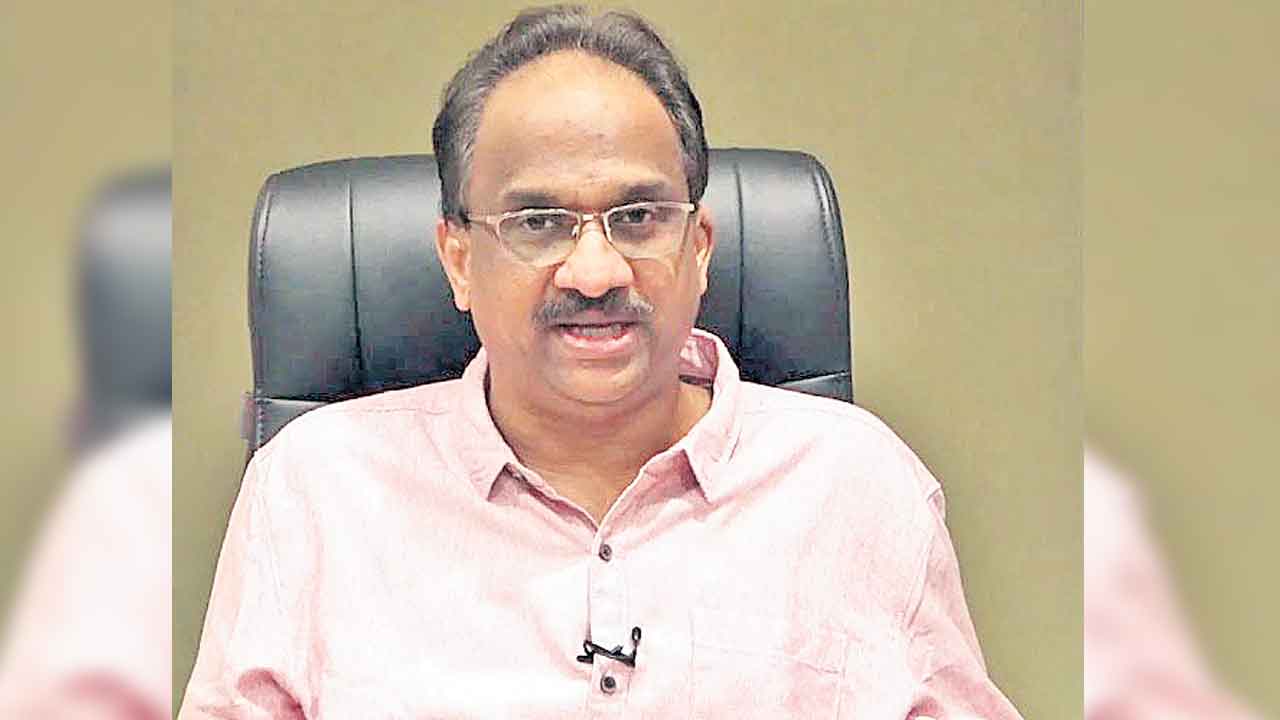 నేను మాట్లాడినప్పుడు ఈటల ఎక్కడ?