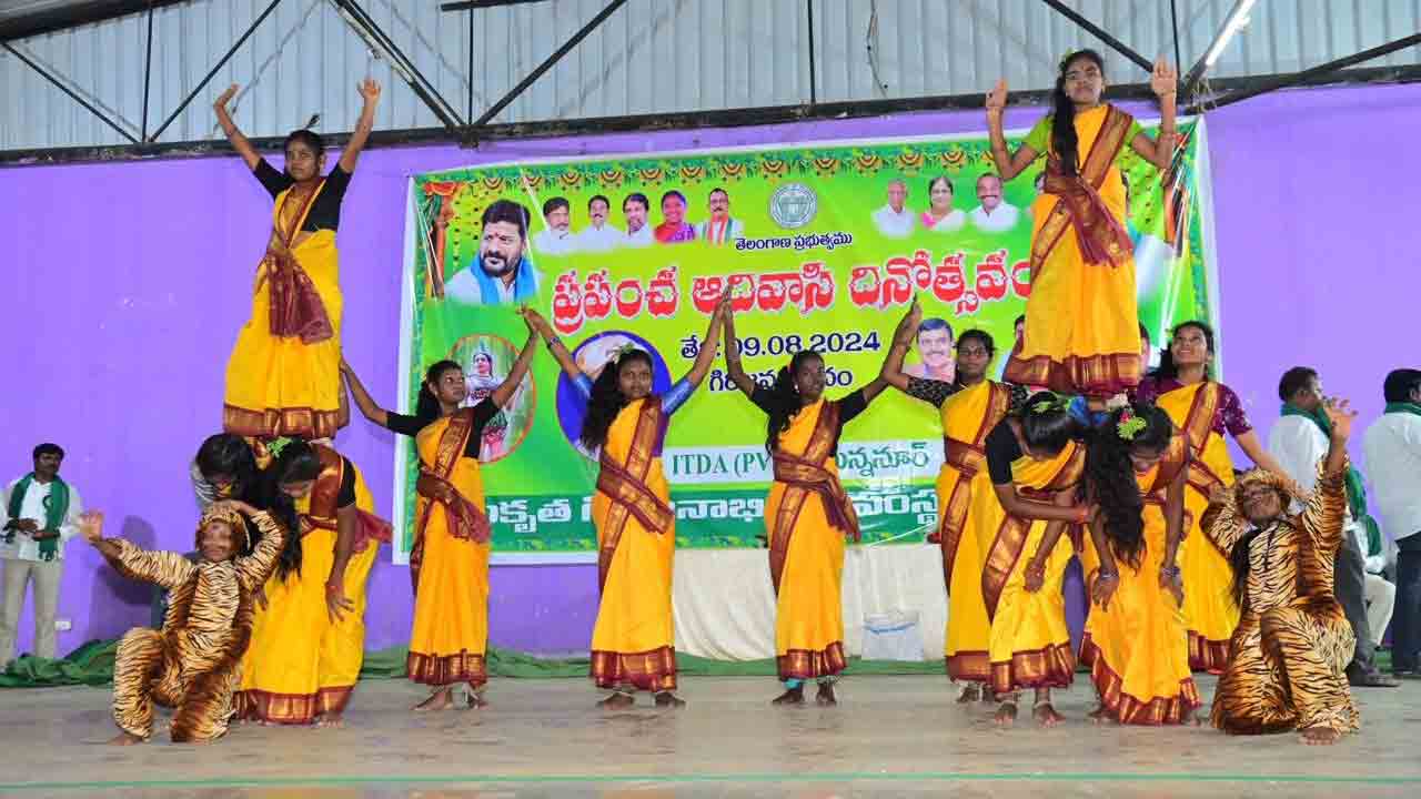 ఆదివాసీల అభ్యున్నతికి కృషి