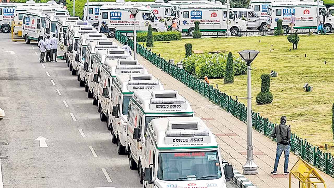 Karnataka | కర్ణాటకలో ‘108’ స్కామ్‌.. ధనార్జనే లక్ష్యంగా ఆగడాలు