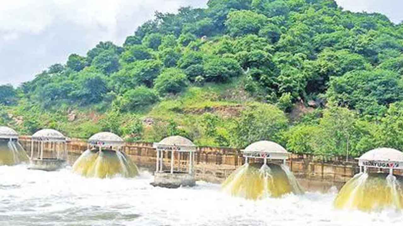 లింక్‌-2లో గోదావరి పరుగులు