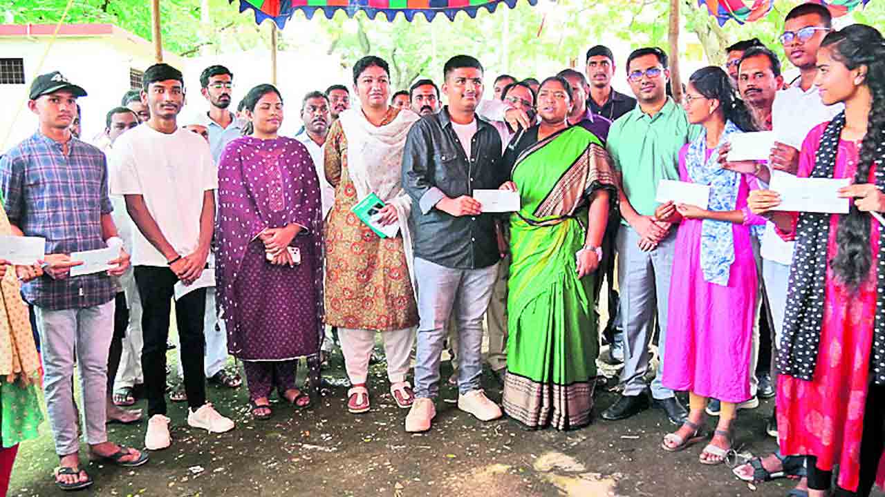 మేడారంలో శాశ్వత అభివృద్ధి