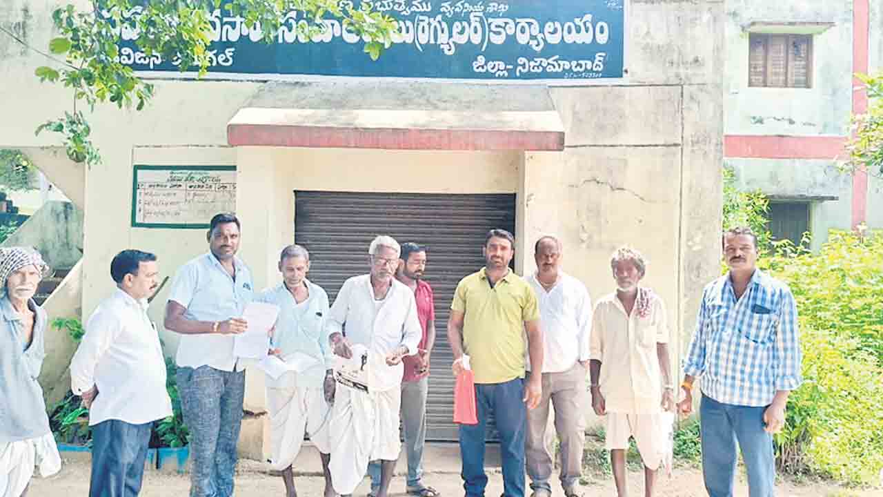 మా గోడు వినేదెవ్వరు ?