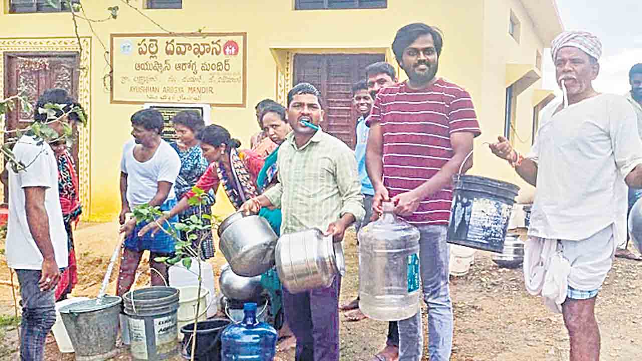 నిధులు లేవు.. నీళ్లు రావు..