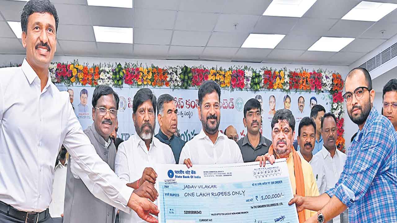 15 రోజుల్లో వీసీలు, ప్రొఫెసర్ల నియామకం