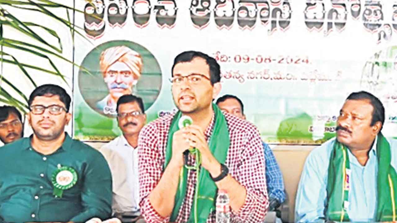 చదువుతోనే ఉజ్వల భవిష్యత్తు