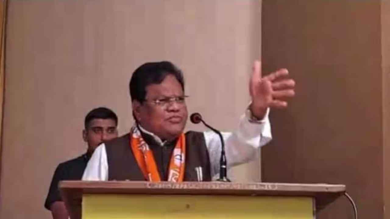 Minister Tanaji | ఎన్సీపీ మంత్రుల పక్కన కూర్చొంటే వికారం.. వాంతులు వచ్చినట్టుగా ఉంటుంది: శివసేన మంత్రి