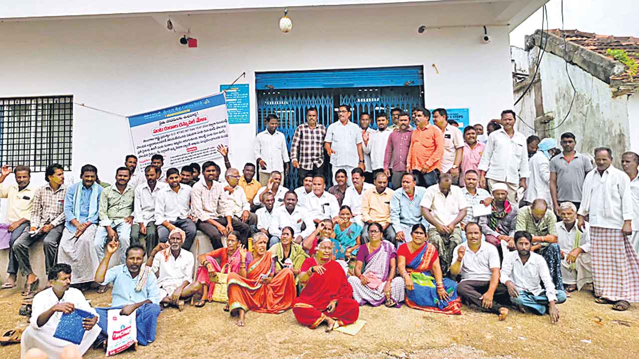 రుణమాఫీ కాని రైతుల పక్షాన..