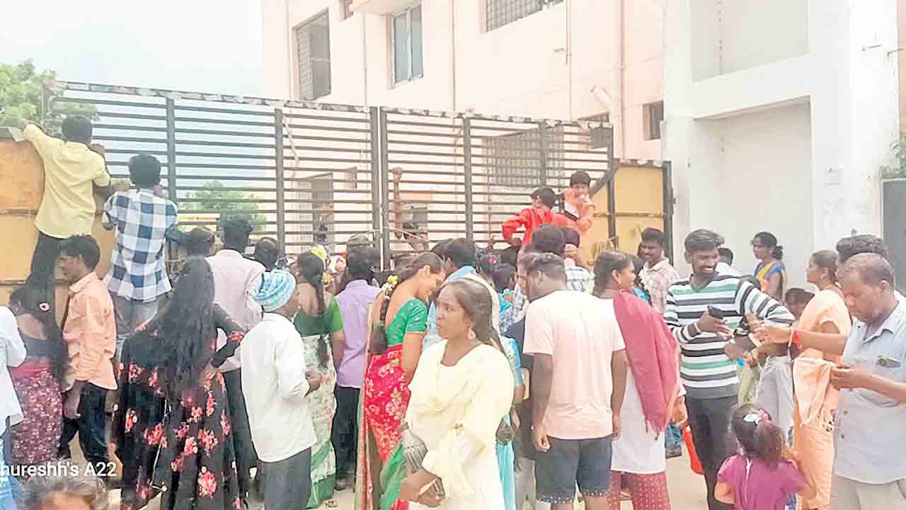 గురుకులంలో రాఖీ గోస