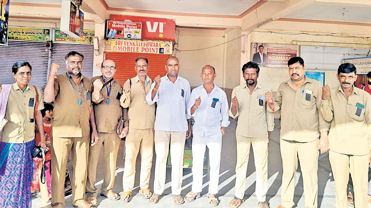 మోగిన ఆర్టీసీ కార్మికుల రణభేరి