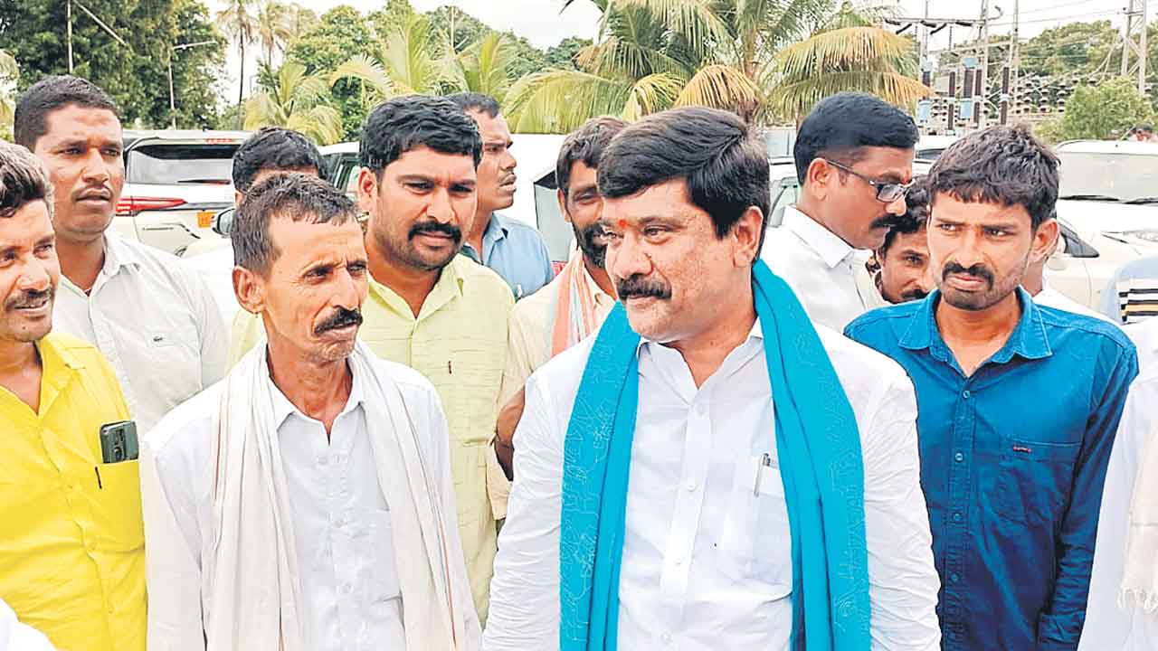 తుంగతుర్తి రైతుల కాళేశ్వర యాత్ర