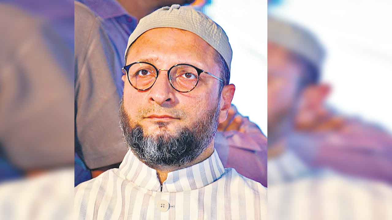 Asaduddin Owaisi | జీహెచ్‌ఎంసీ కార్యాలయాన్నీ కూల్చేస్తరా?.. ఎఫ్‌టీఎల్‌లో ఉన్న నెక్లెస్‌రోడ్‌ సంగతేంది?: ఎంపీ అసదుద్దీన్‌