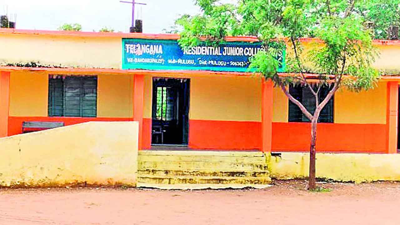 గురుకులంలో ఏం జరిగింది?