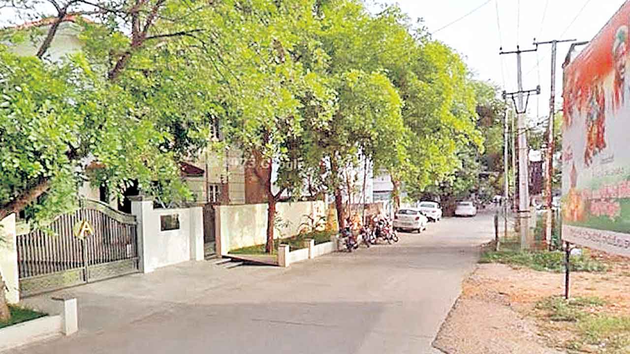 CM Revanth Reddy | ఎఫ్‌టీఎల్‌ జోన్‌లోనే సీఎం సోదరుడు తిరుపతిరెడ్డి నివాసం.. 30 రోజుల్లో కూల్చివేయాలంటూ నోటీసులు