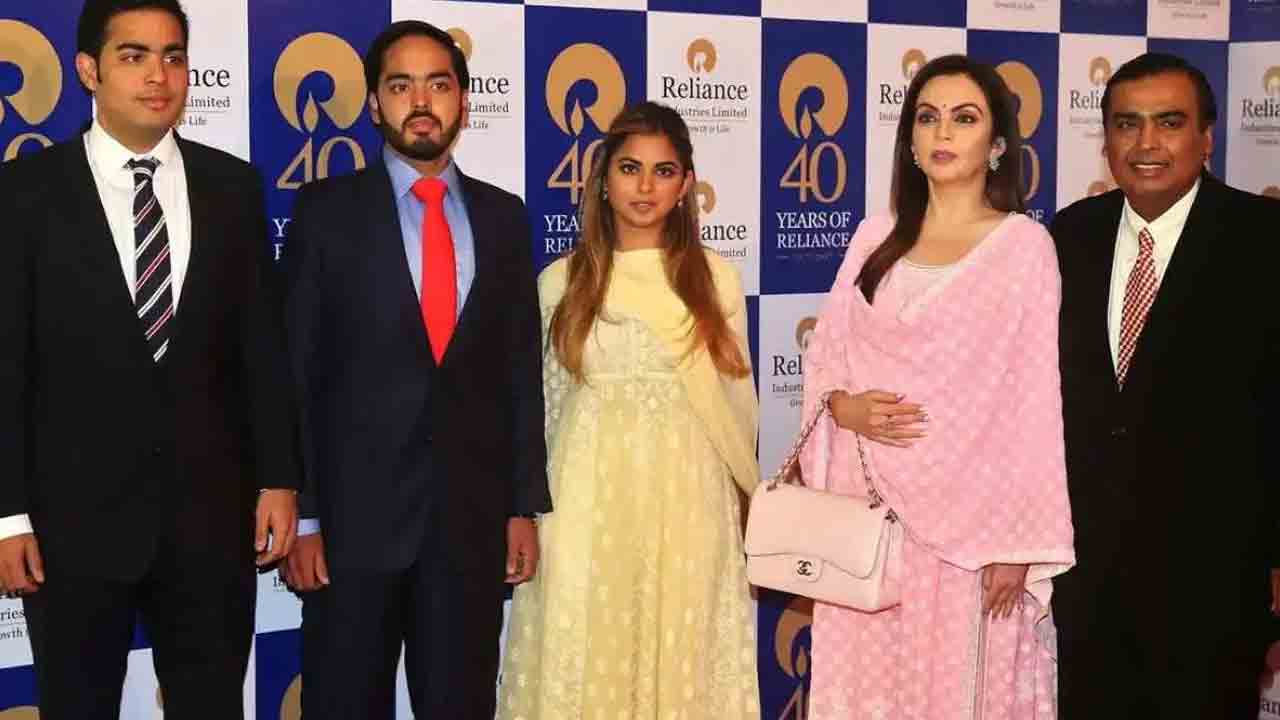 Ambanis Family | అత్యంత విలువైన వ్యాపార కుటుంబం ‘అంబానీ`స్ ఫ్యామిలీ.. ఇవీ డిటెయిల్స్..!