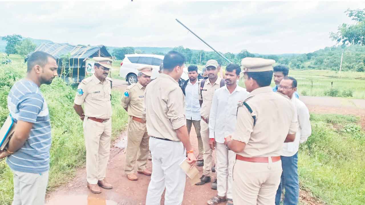 చింతలమాదర జలపాత ప్రాంత అభివృద్ధికి కృషి