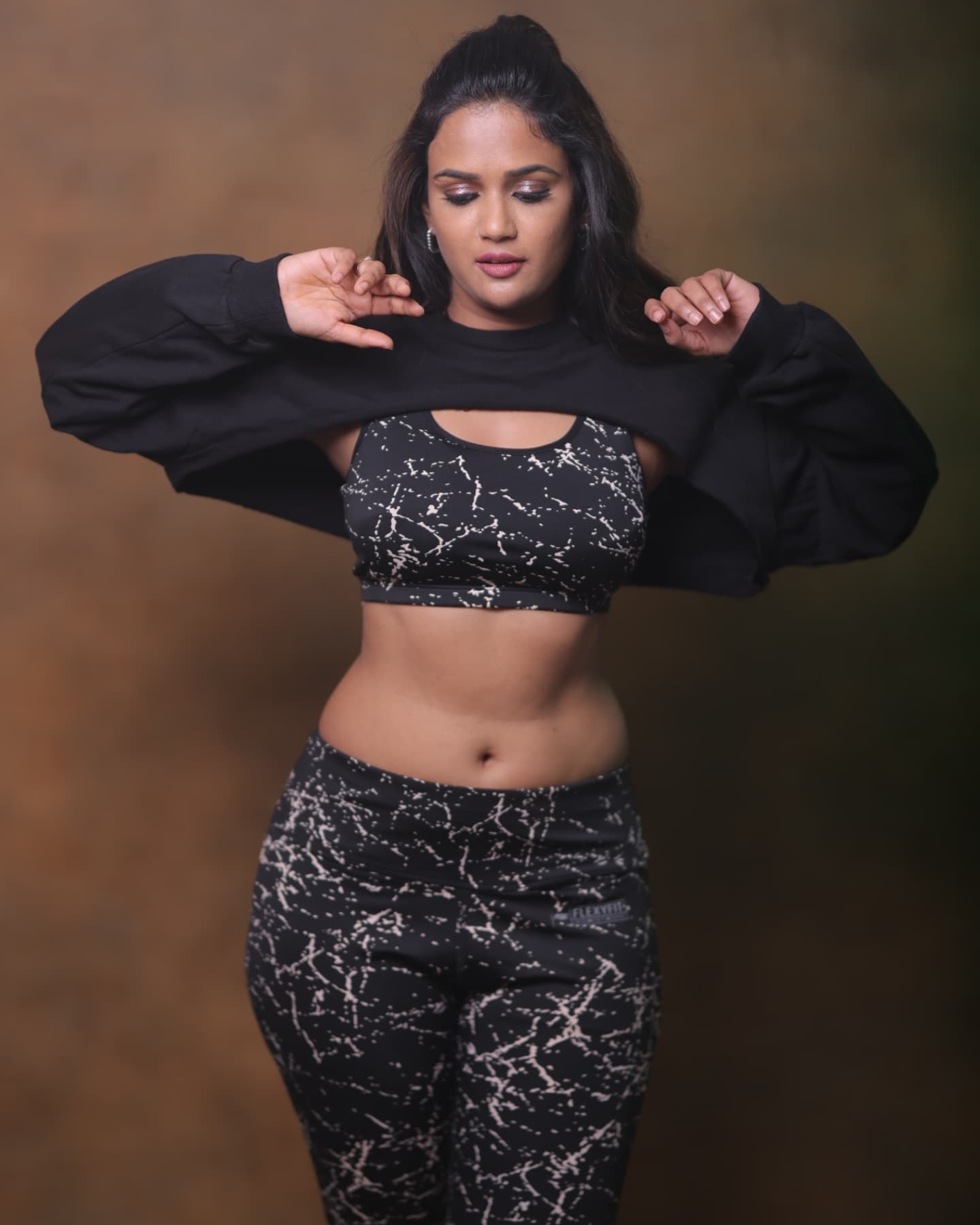 Ariyana Glory