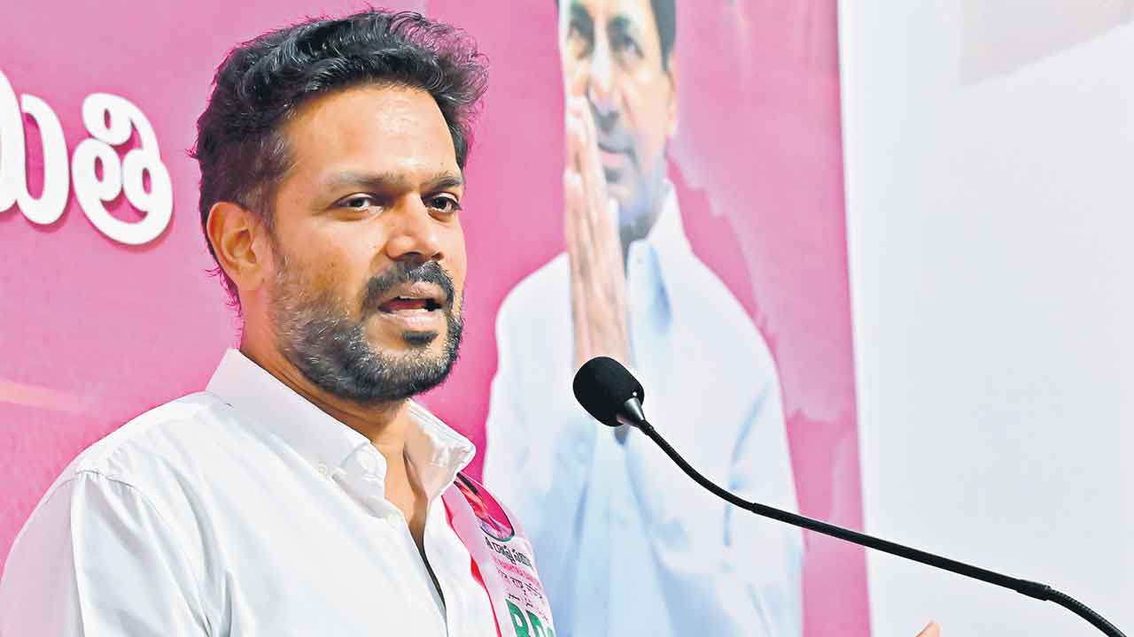 ప్రభుత్వ వైఫల్యంతోనే ఏపీకి రాష్ట్ర నిధులు