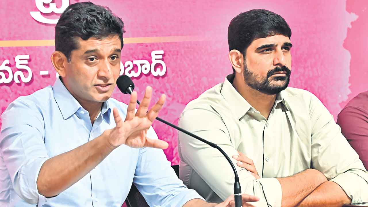 విద్యార్థుల మరణాలు సర్కారీ హత్యలే
