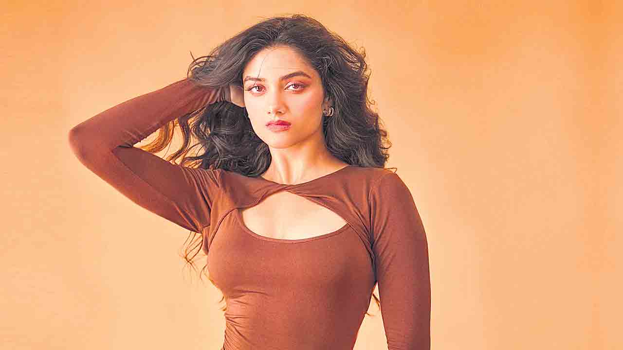 Bhagyashree Borse | ఆ ఆసక్తితోనే సినిమాల్లో అడుగుపెట్టా: భాగ్యశ్రీ బోర్సే