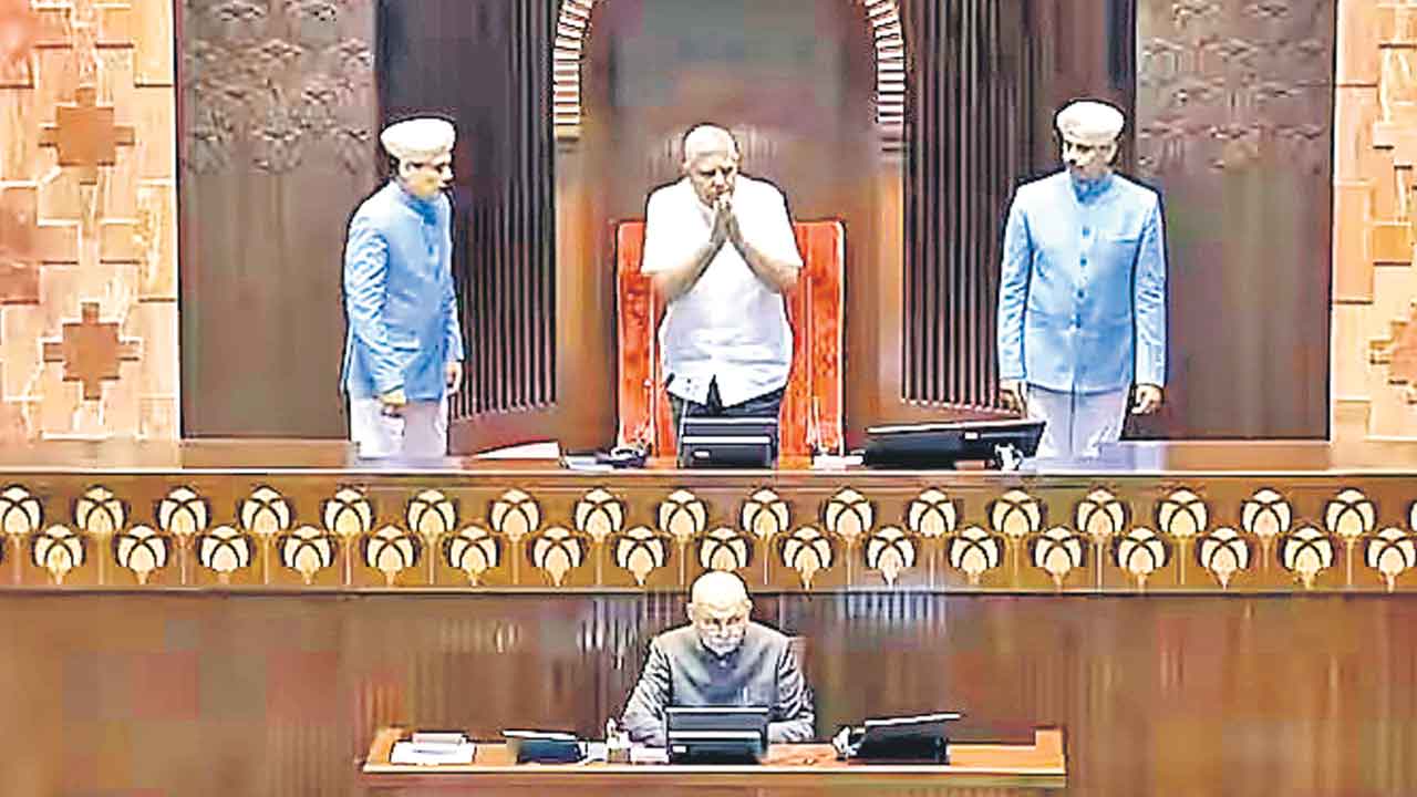 Jagdeep Dhankhar | రాజ్యసభ చైర్మన్‌ వాకౌట్‌.. విపక్ష ఎంపీలు, ధన్‌కర్‌కు మధ్య మాటల యుద్ధం