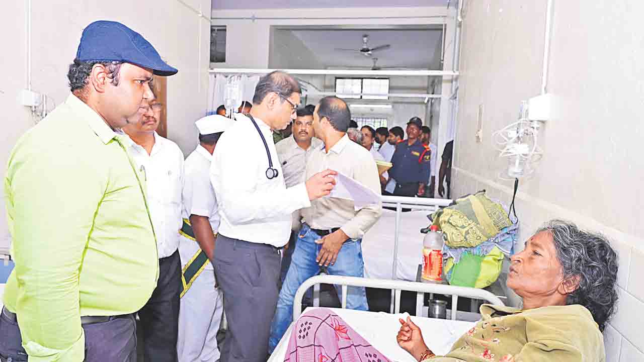 24 గంటలు రోగులకు సేవలందించాలి