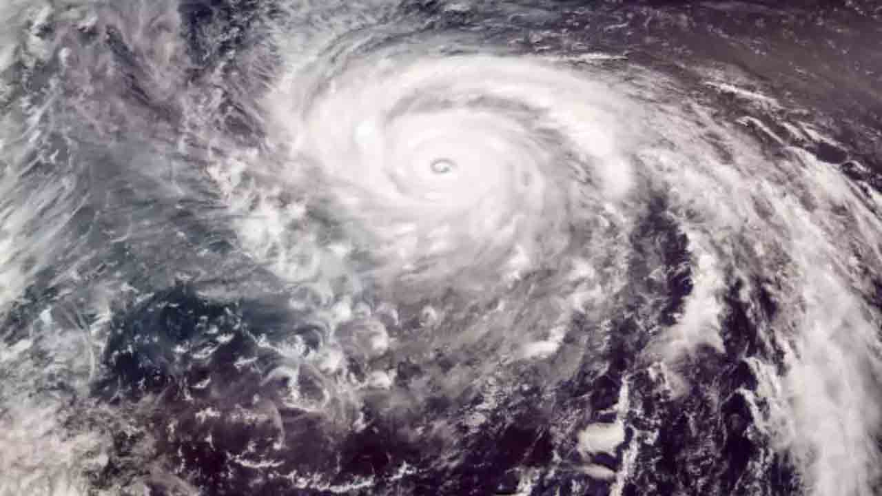 అరేబియాలో ‘అస్నా’ తుఫాన్