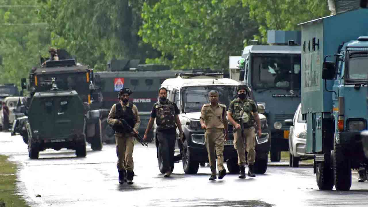 Encounter | జమ్మూ కశ్మీర్‌లో ఎన్‌కౌంటర్‌.. ఆర్మీ కెప్టెన్‌ మృతి