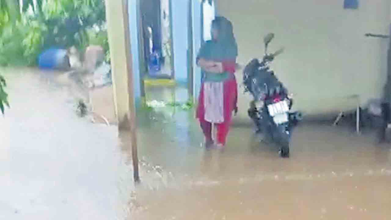 వానొస్తే.. నీటమునగాల్సిందే..!