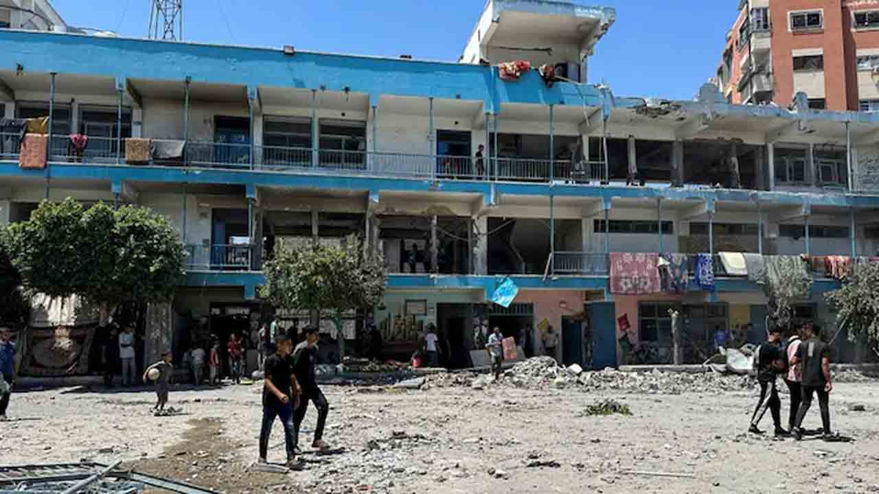 Israel | గాజా పాఠశాలపై ఇజ్రాయెల్‌ దాడులు.. 100 మంది మృతి