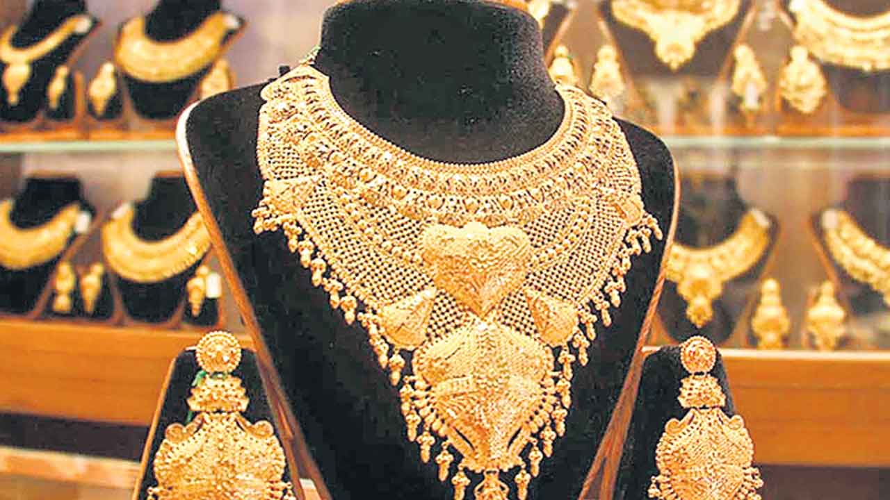 Gold Price | అప్‌ట్రెండ్‌లో బంగారం-వెండి.. 4 రోజుల్లో తులం రేటు రూ.1,310 పైకి