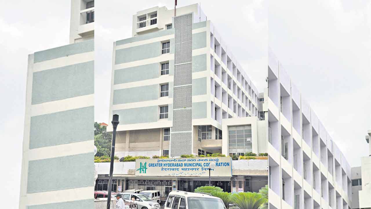 GHMC | పైరవీలు జాన్తానై.. ప్రజాప్రతినిధుల లెటర్లతో వచ్చిన వారికి కమిషనర్‌ వార్నింగ్‌