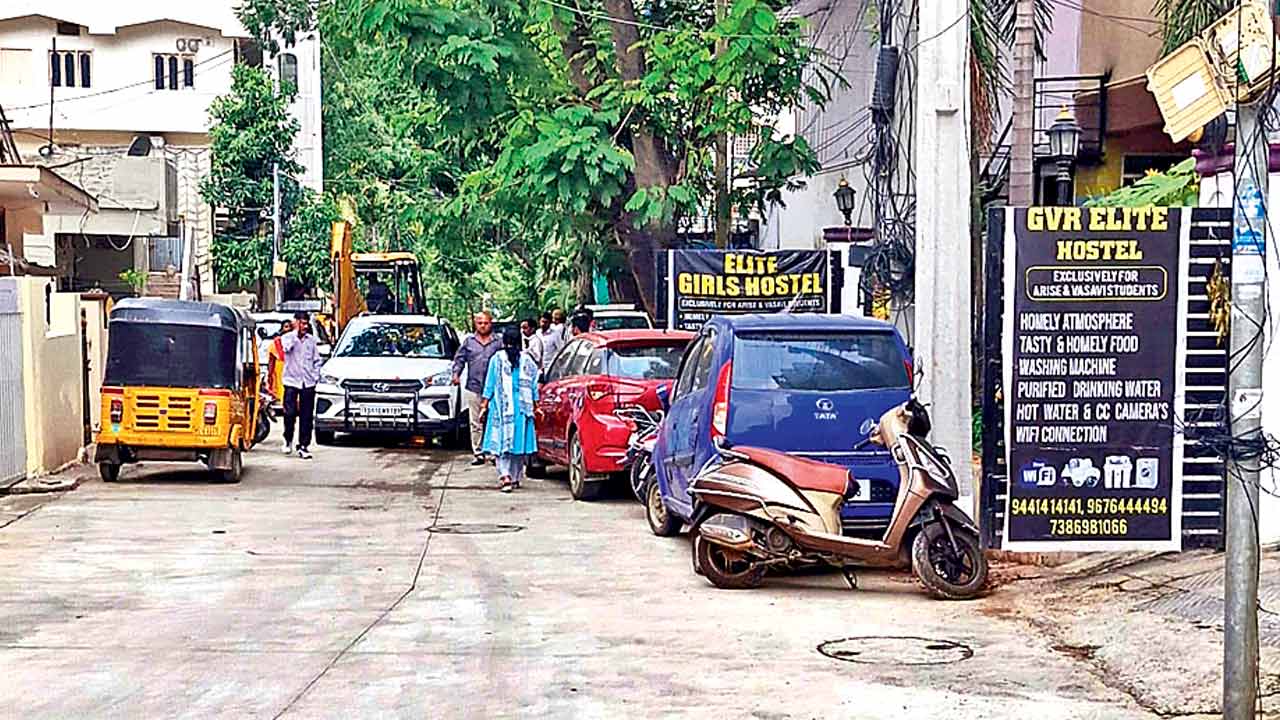 Hyderabad | ప్రభుత్వ భూములకు రక్షణేది?