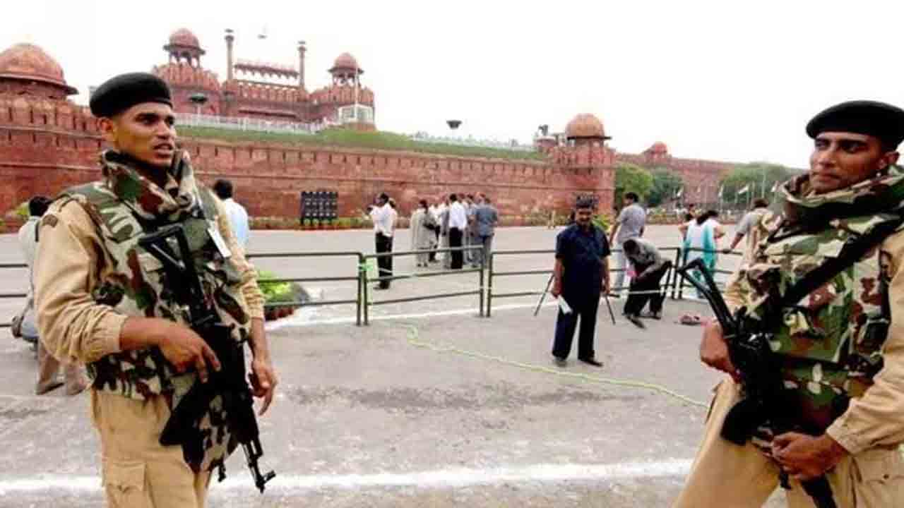 High alert | స్వాతంత్య్ర వేడుకల్లో ఆత్మాహుతి దాడికి కుట్ర.. ఢిల్లీలో హై అలర్ట్‌