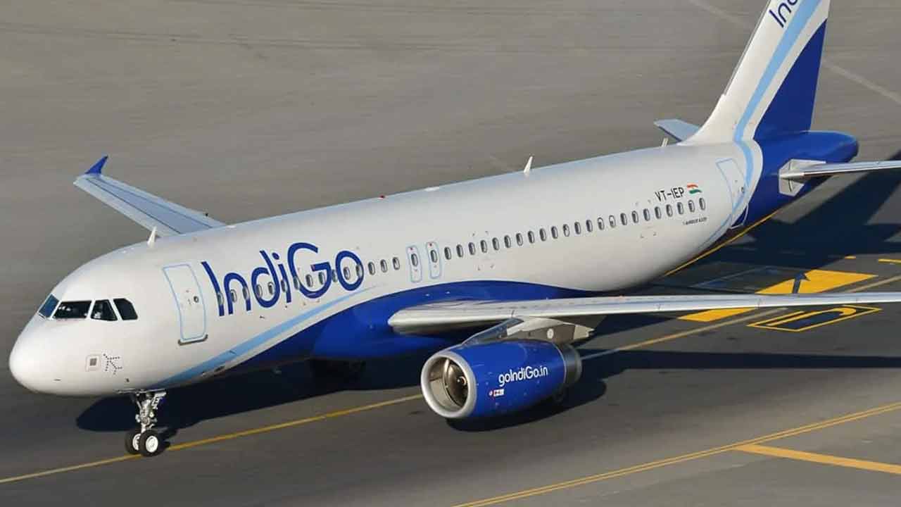 IndiGo flight | ఇండిగో విమానంలో సాంకేతిక లోపం.. అత్యవసరంగా ల్యాండింగ్‌..!