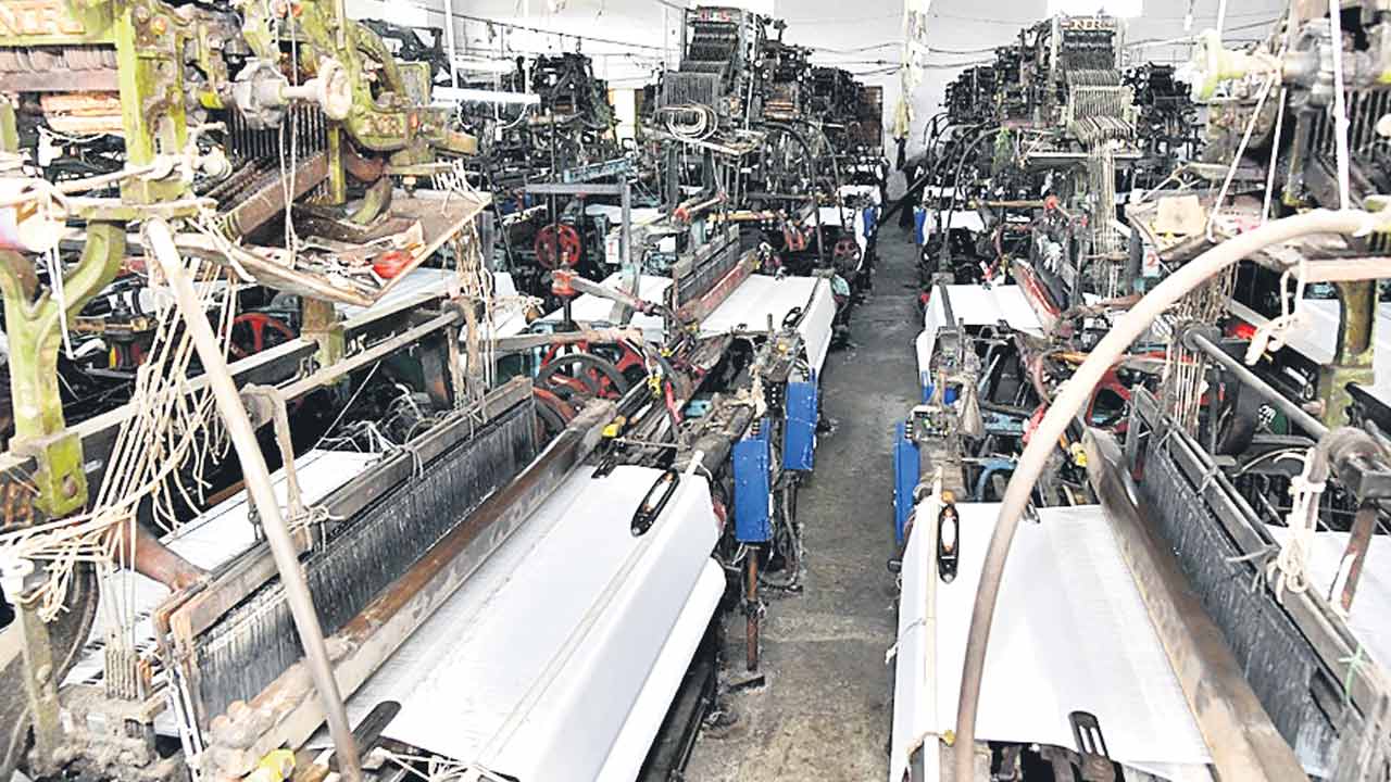 మూగబోయిన సాంచాలు