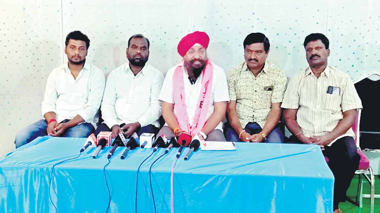 ధాన్యం, గన్నీ బ్యాగుల కొనుగోళ్ల టెండర్లలో అవినీతి