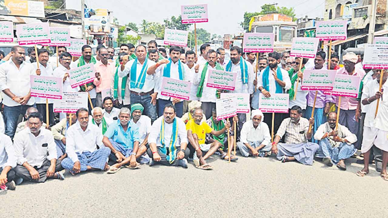 పూడూర్‌లో రైతుల పోరు