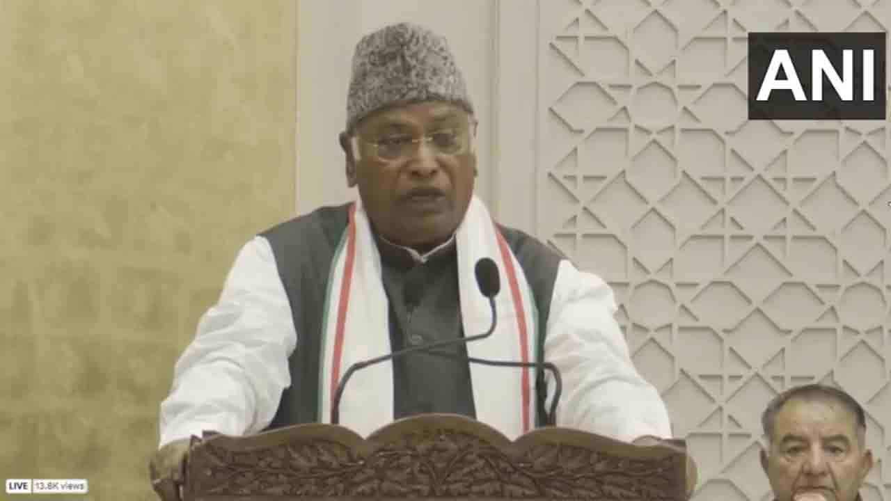 Mallikarjun Kharge | కాంగ్రెస్‌ను టార్గెట్‌ చేస్తున్న కాషాయ పాలకులు : ఖర్గే