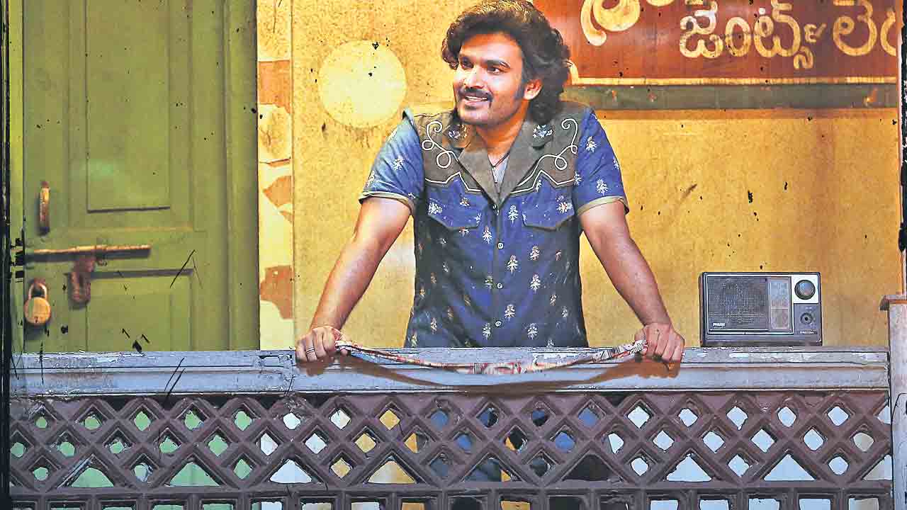 Kiran Abbavaram | ఏ అలుపూ సొలుపు లేని విహారం.. ఏ చెరలు తెరలు తెలియని పాదం..