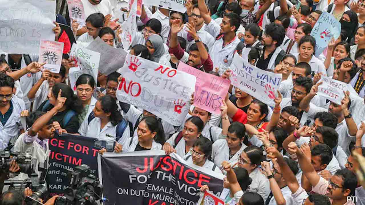 Kolkata murder | ట్రైనీ డాక్టర్‌పై హత్యాచారానికి నిరసనగా.. రేపు 24 గంటలపాటు వైద్య సేవలు నిలిపివేత