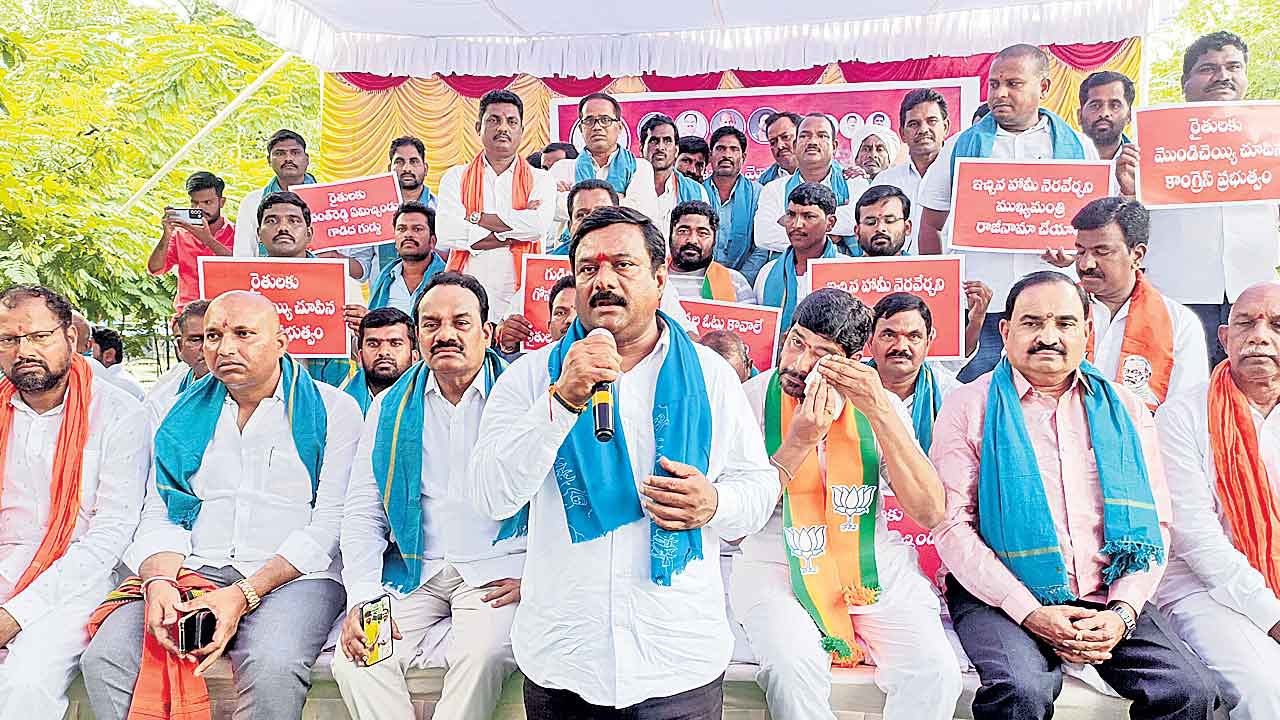 31లోగా రుణమాఫీ చేయాలి