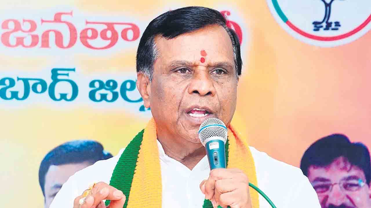 ఆ సొమ్ము.. ప్రజలకే ఖర్చు పెట్టాలి