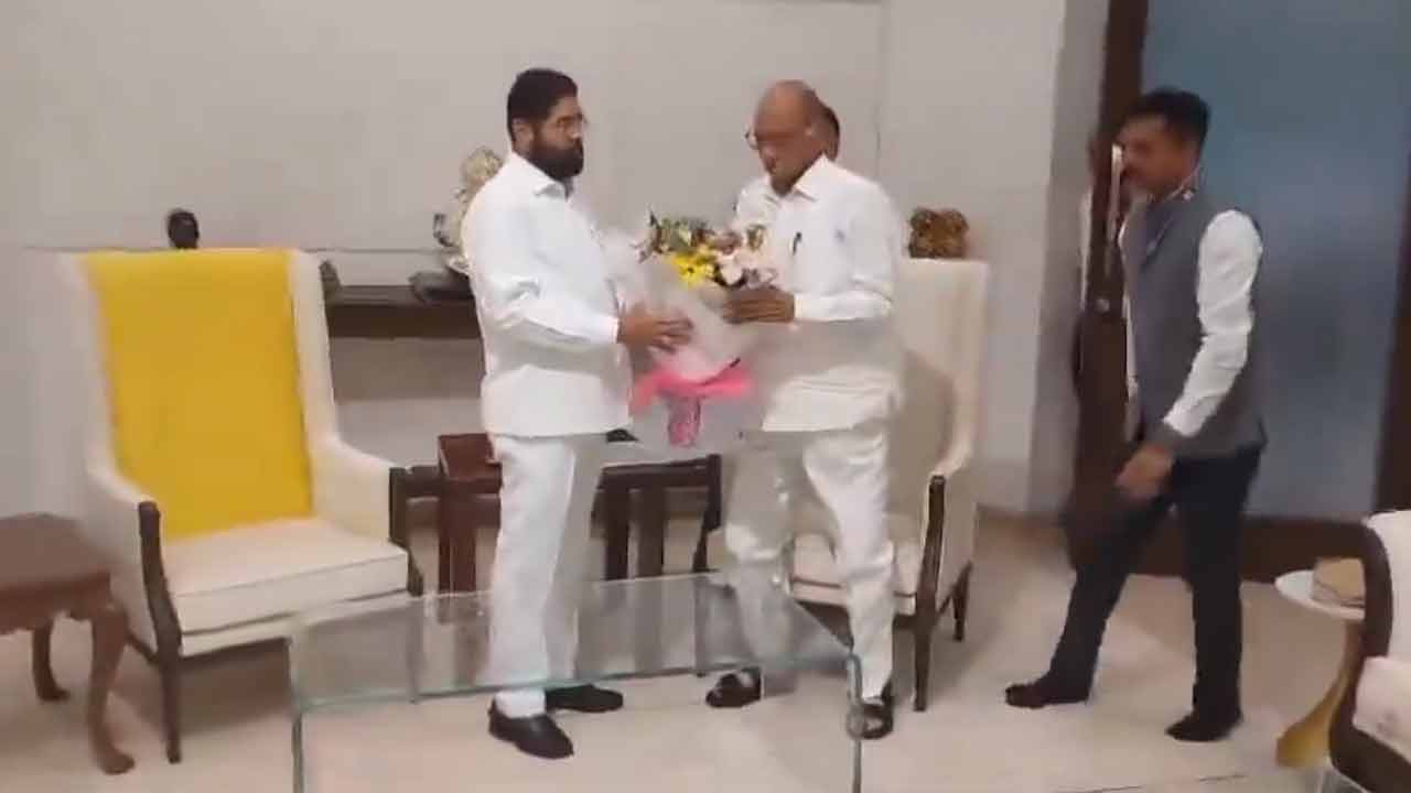 Sharad Pawar | మహారాష్ట్ర సీఎం ఏక్‌నాథ్‌ షిండేతో ఎన్సీపీ చీఫ్‌ శరద్‌పవార్ భేటీ‌.. Video