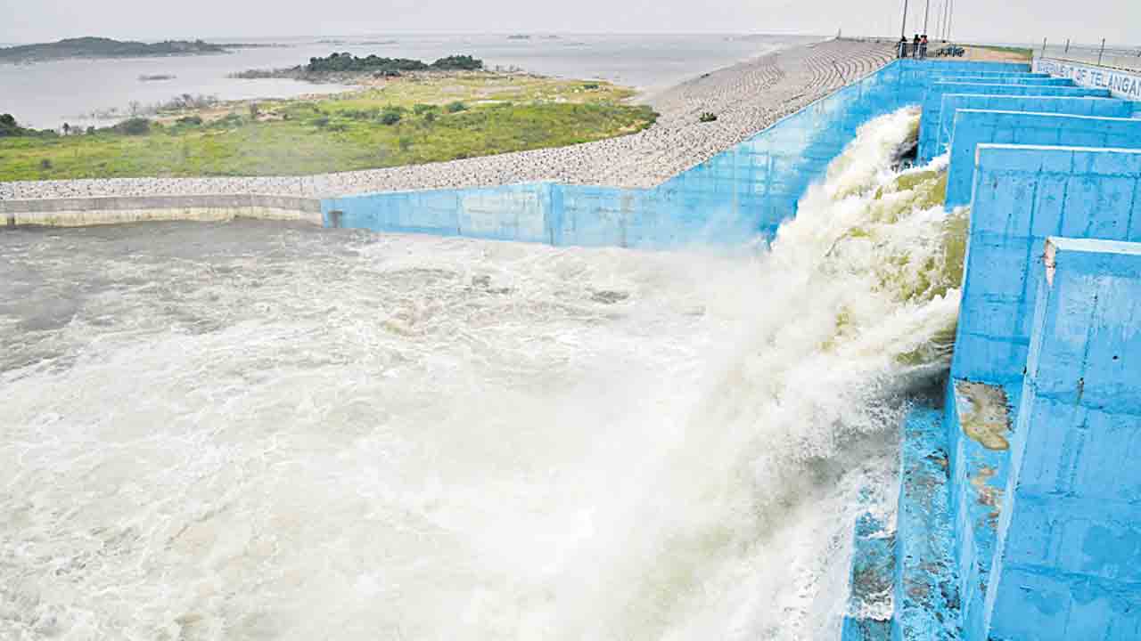 మల్లన్నసాగర్లోకి గోదావరి పరవళ్లు